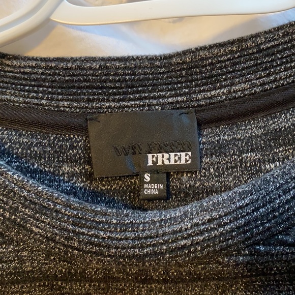 Aritzia Wilfred Free sweater size small - Picture 2 of 3